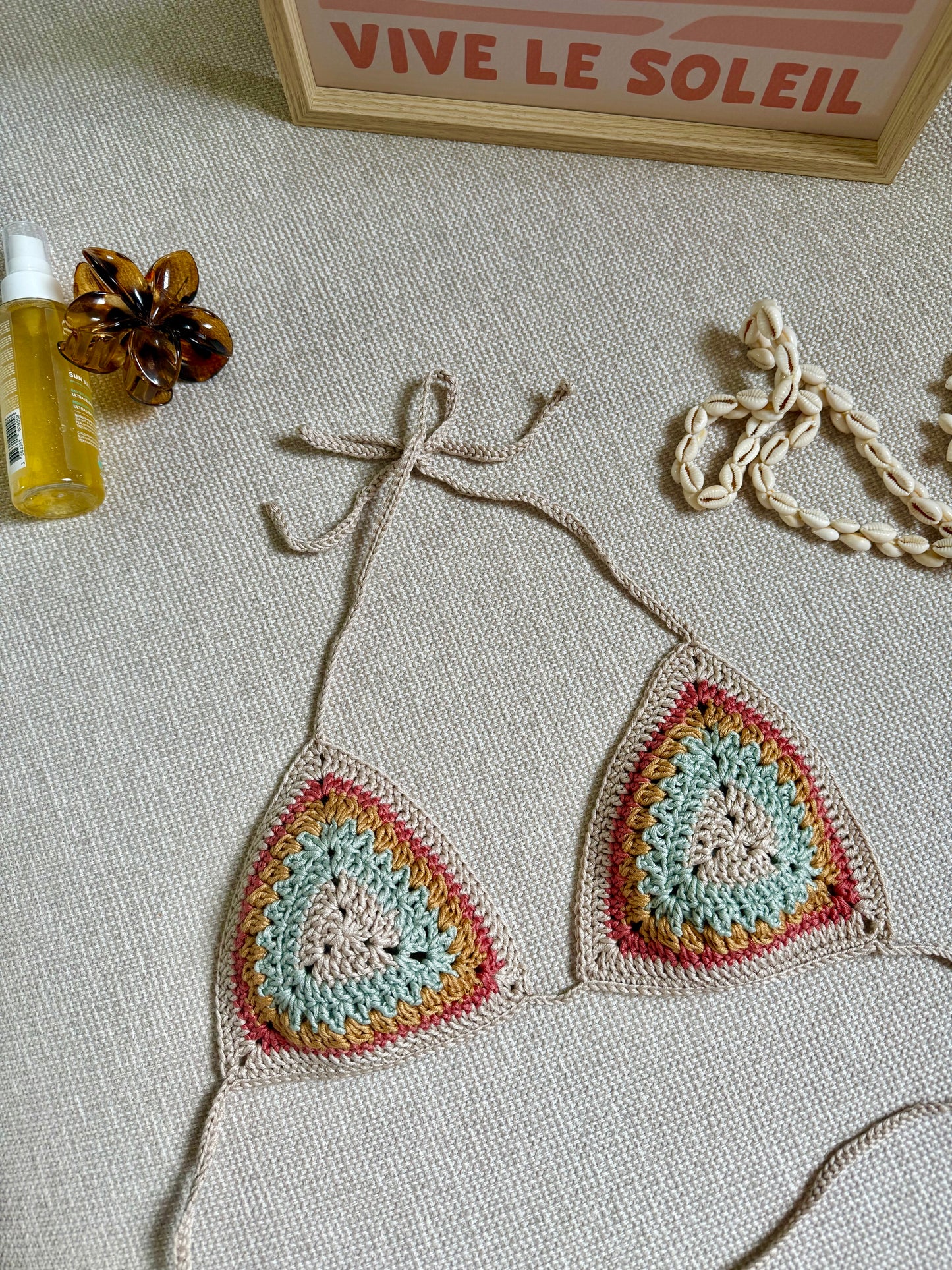 Modèle haut de bikini granny