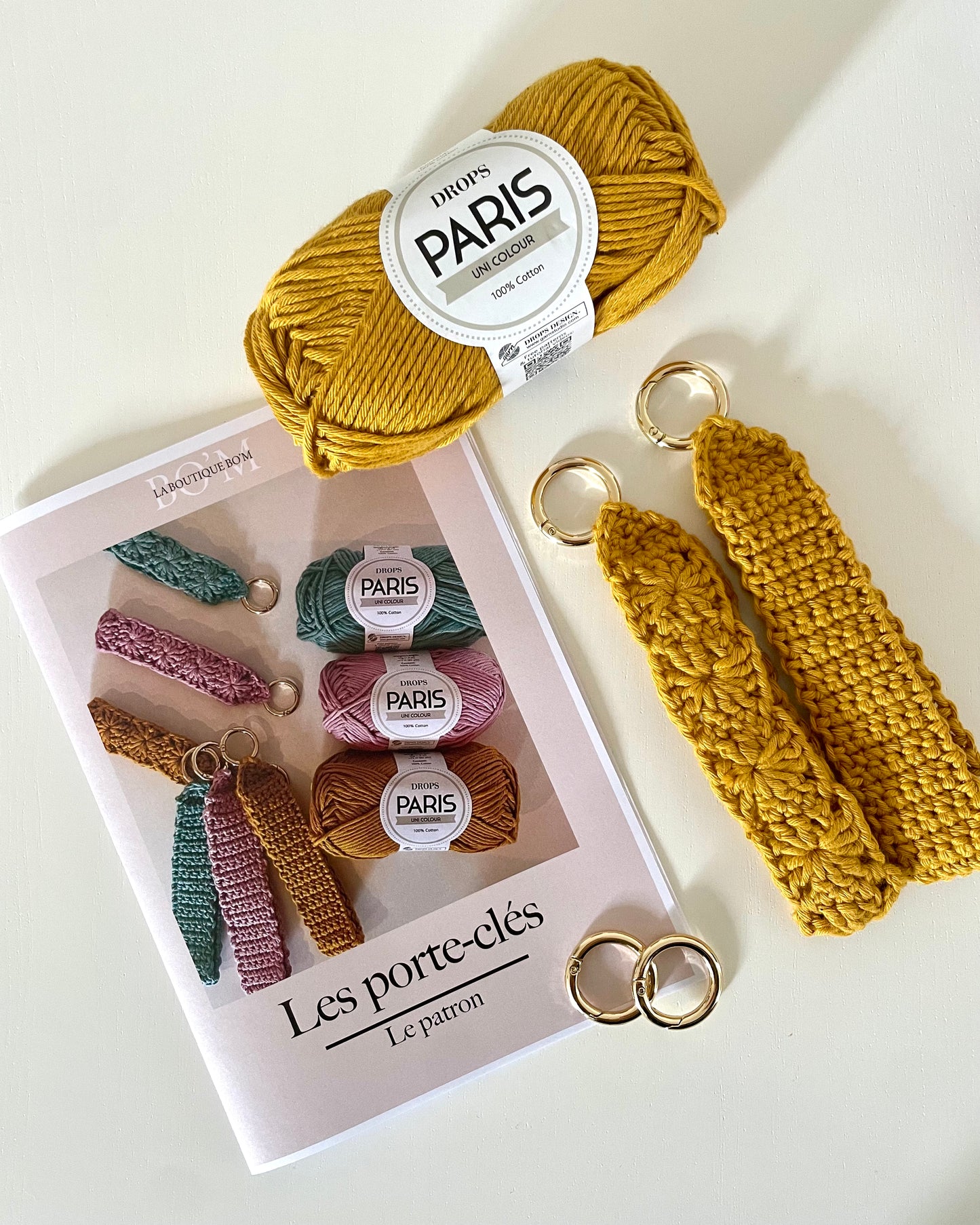 Kit DIY porte-clés en crochet moutarde