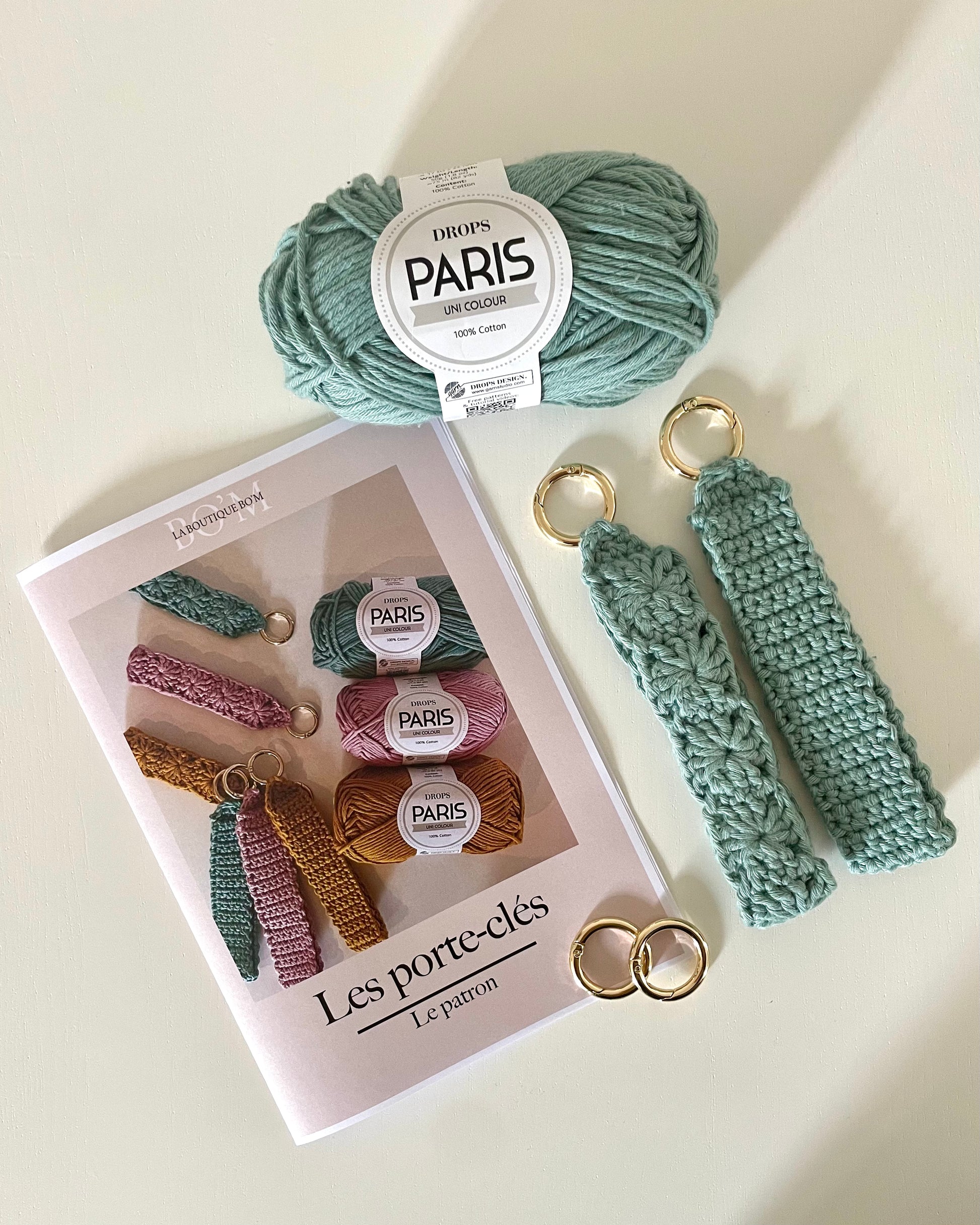 Kit DIY porte-clés en crochet bleu